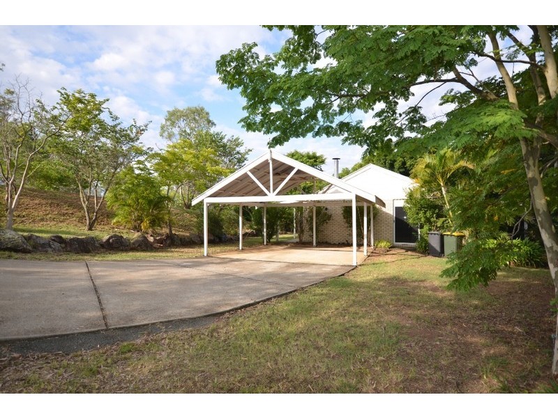 16 Haygarth Drive, Kooralbyn QLD 4285