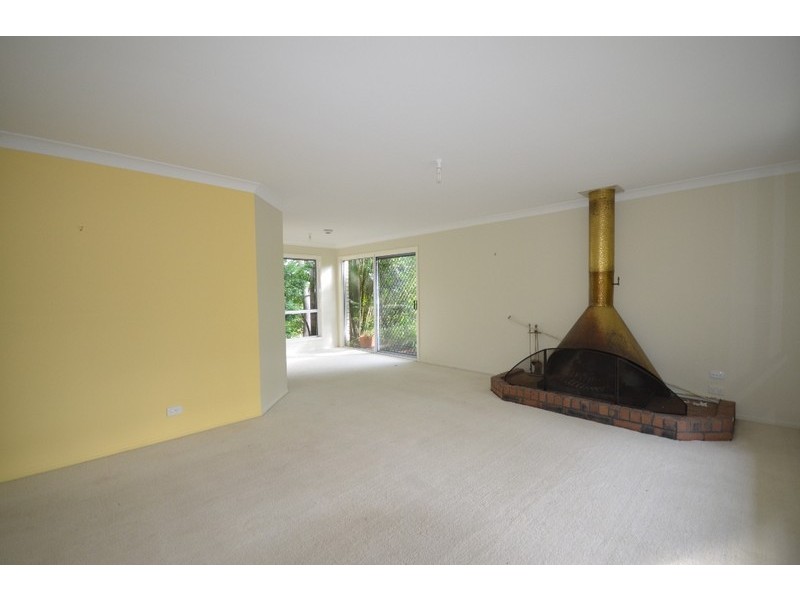 16 Haygarth Drive, Kooralbyn QLD 4285