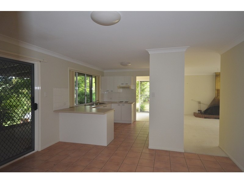16 Haygarth Drive, Kooralbyn QLD 4285
