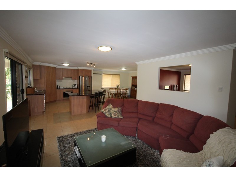 27 – 29 Carrigan Way, Gleneagle QLD 4285