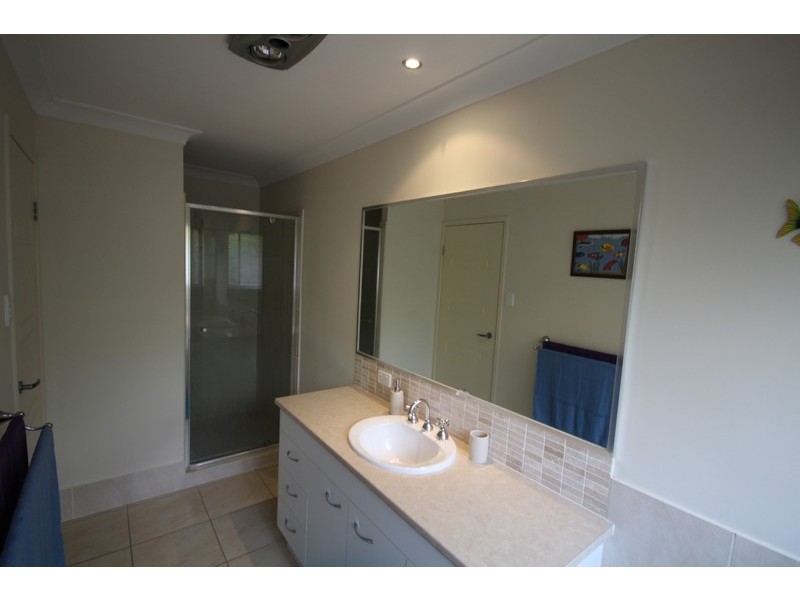 27 – 29 Carrigan Way, Gleneagle QLD 4285