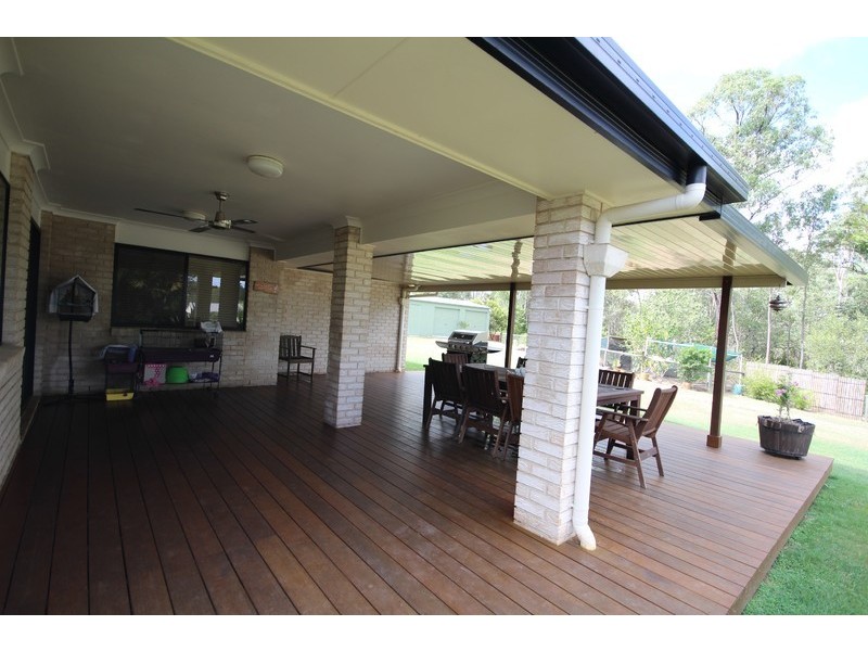 27 – 29 Carrigan Way, Gleneagle QLD 4285