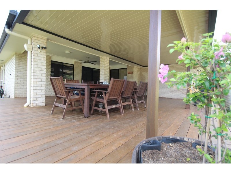 27 – 29 Carrigan Way, Gleneagle QLD 4285