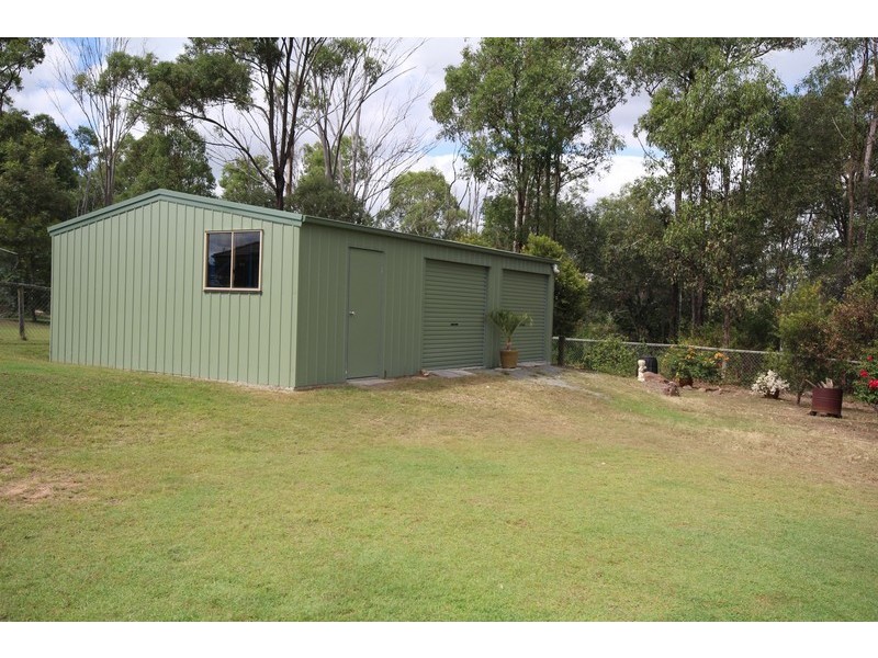 27 – 29 Carrigan Way, Gleneagle QLD 4285