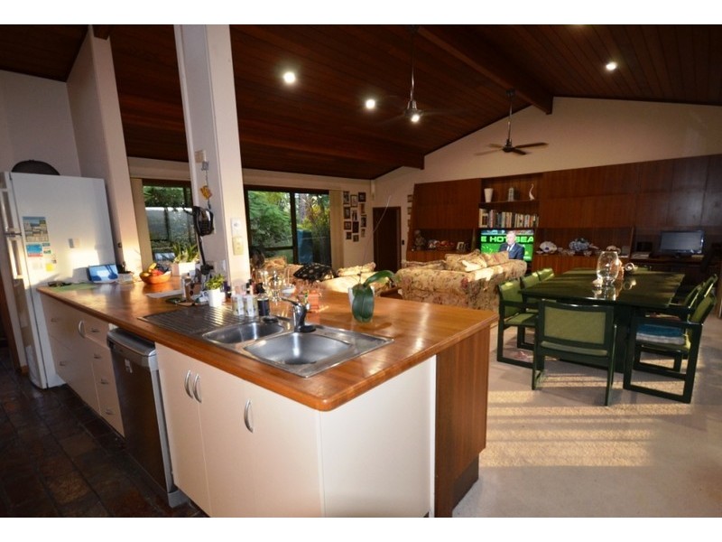 140 Haygarth Drive, Kooralbyn QLD 4285