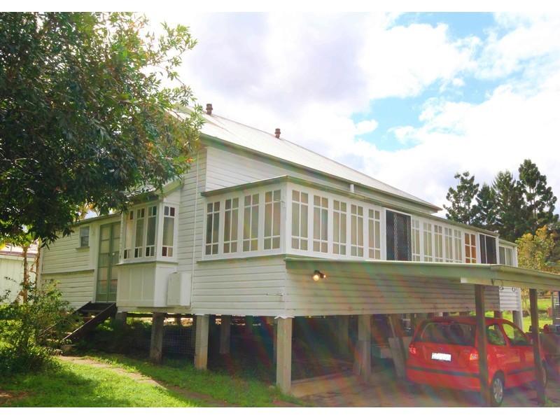 15 Duckett Street, Beaudesert QLD 4285