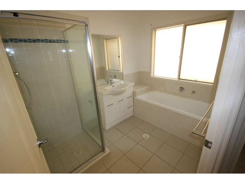 27 Smales, Kooralbyn QLD 4285