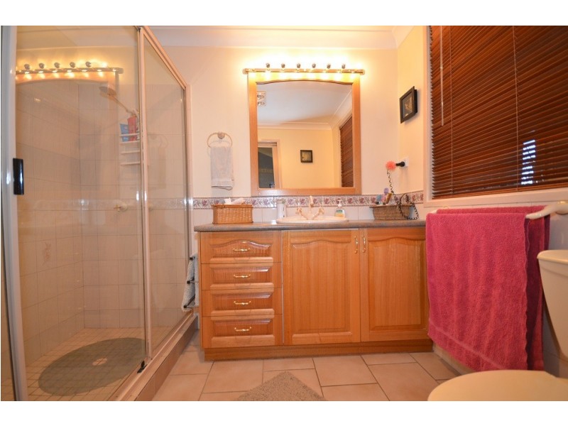 61 Collins Place, Kooralbyn QLD 4285