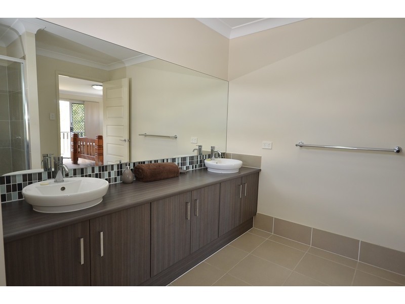 Kooralbyn QLD 4285
