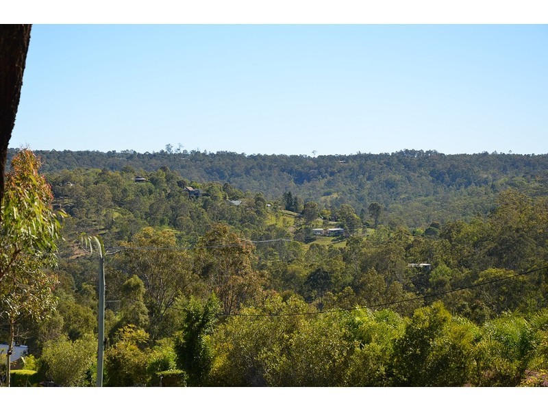 81 Markwell Drive, Kooralbyn QLD 4285
