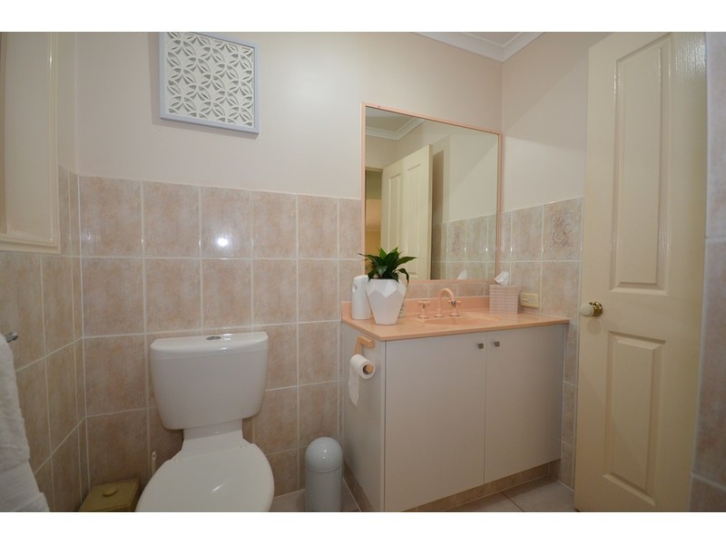 25 Walker Drive, Kooralbyn QLD 4285