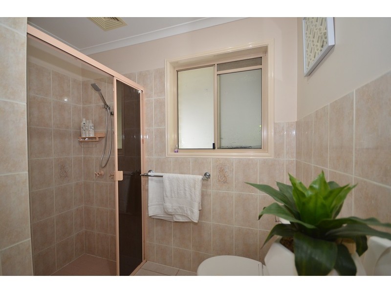 25 Walker Drive, Kooralbyn QLD 4285