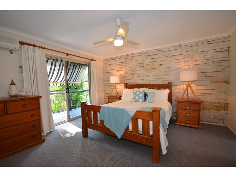 25 Walker Drive, Kooralbyn QLD 4285