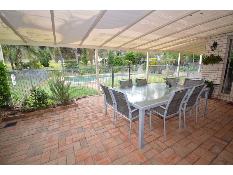 25 Walker Drive, Kooralbyn QLD 4285