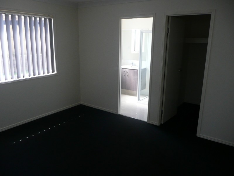 Gleneagle QLD 4285