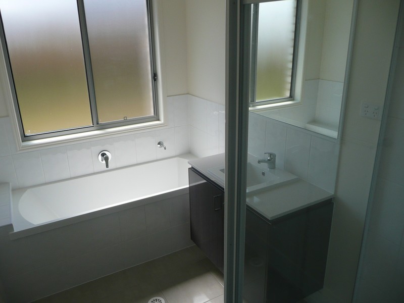 Gleneagle QLD 4285