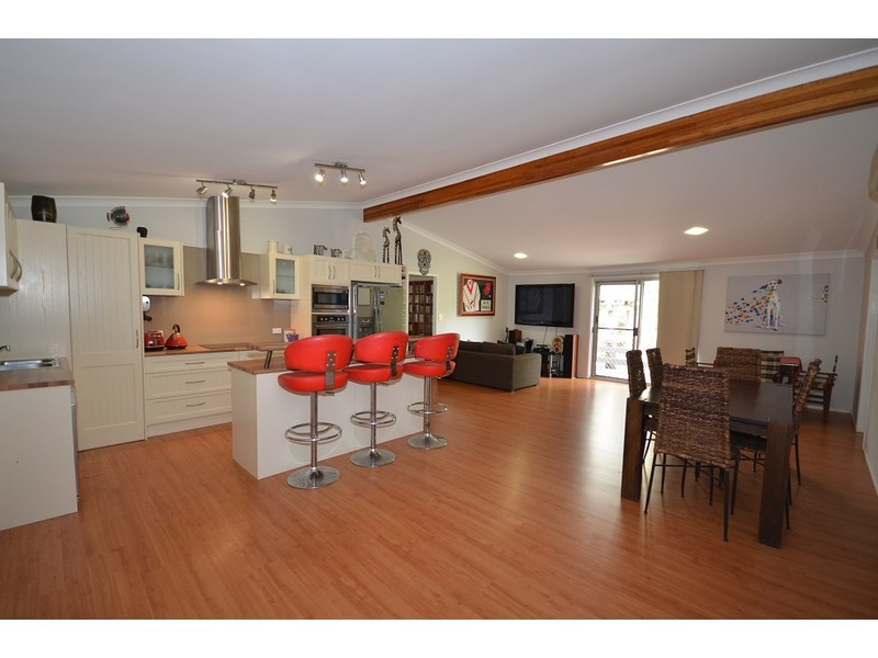 186 Larch Road, Tamborine QLD 4270