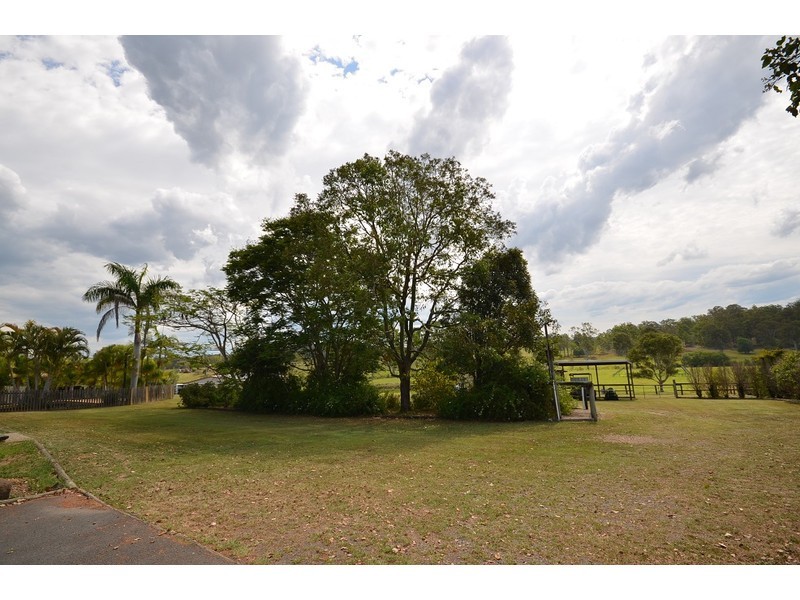 186 Larch Road, Tamborine QLD 4270