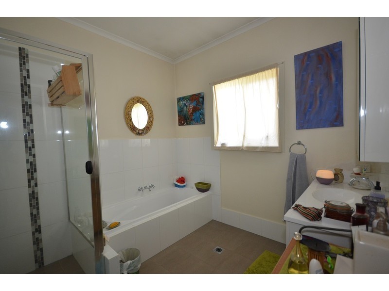 48 Campbell Drive, Kooralbyn QLD 4285