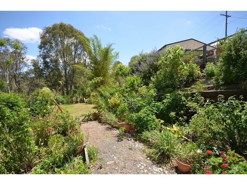 48 Campbell Drive, Kooralbyn QLD 4285