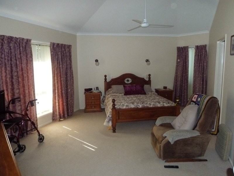 14 Brooks Drive, Kooralbyn QLD 4285