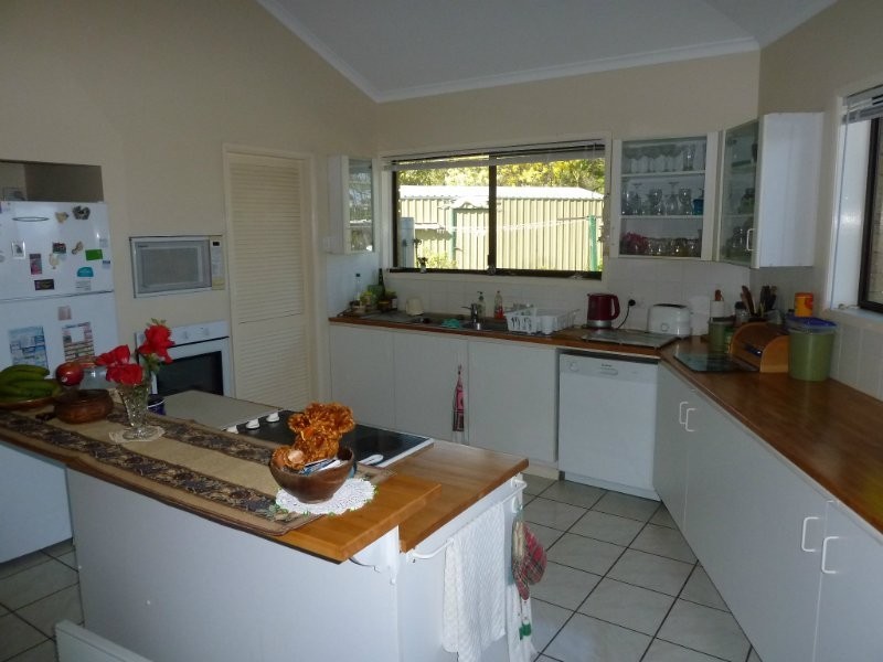 14 Brooks Drive, Kooralbyn QLD 4285