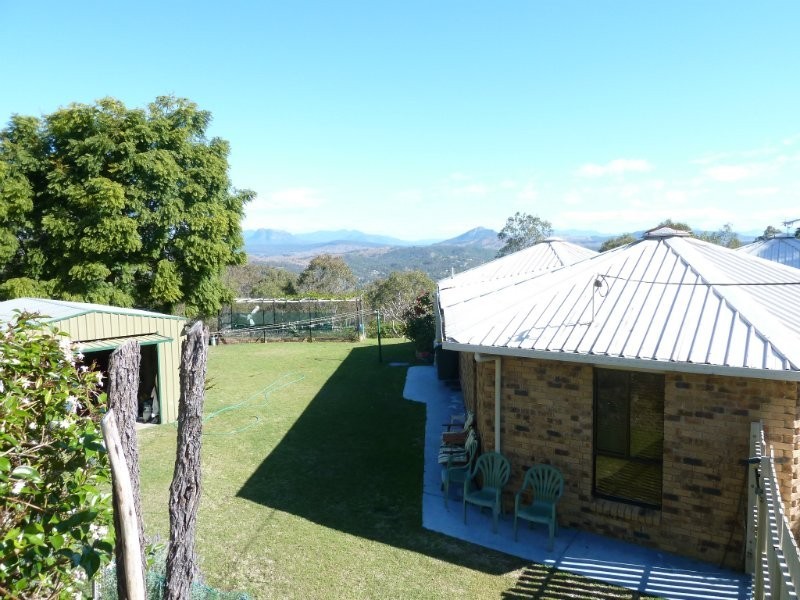 14 Brooks Drive, Kooralbyn QLD 4285