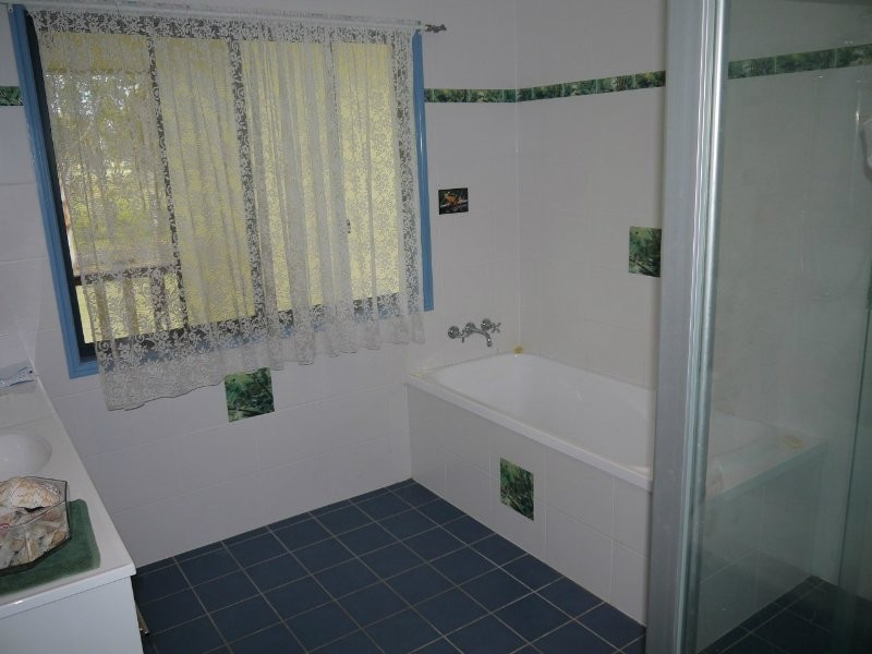 Gleneagle QLD 4285