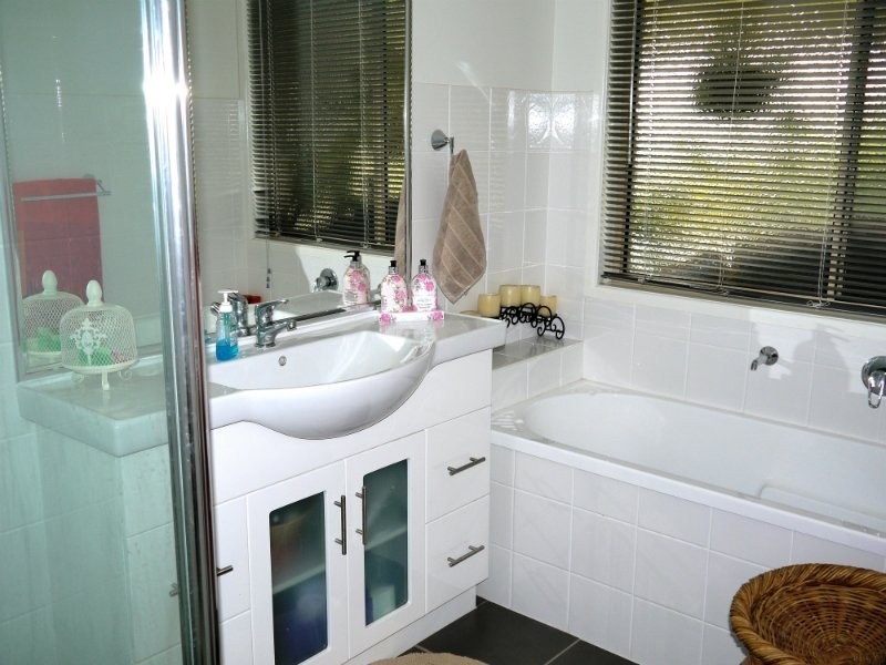 Gleneagle QLD 4285