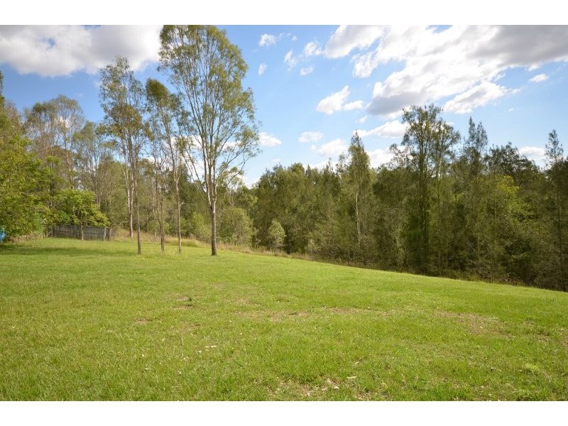 26 Oak Tree Court, Cedar Grove QLD 4285