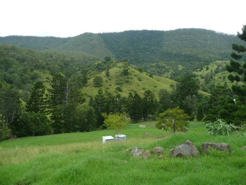 Lamington QLD 4285