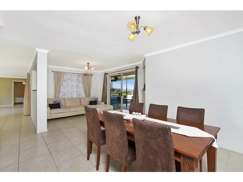 Gleneagle QLD 4285