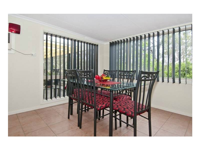 2 Farwell Close, Kooralbyn QLD 4285