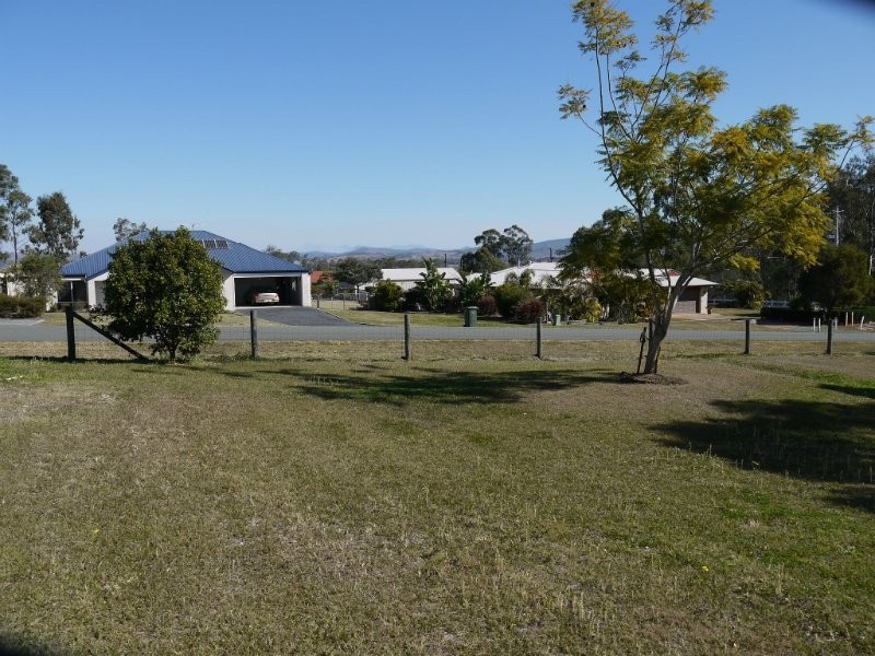 10-12 Shamrock Drive, Gleneagle QLD 4285