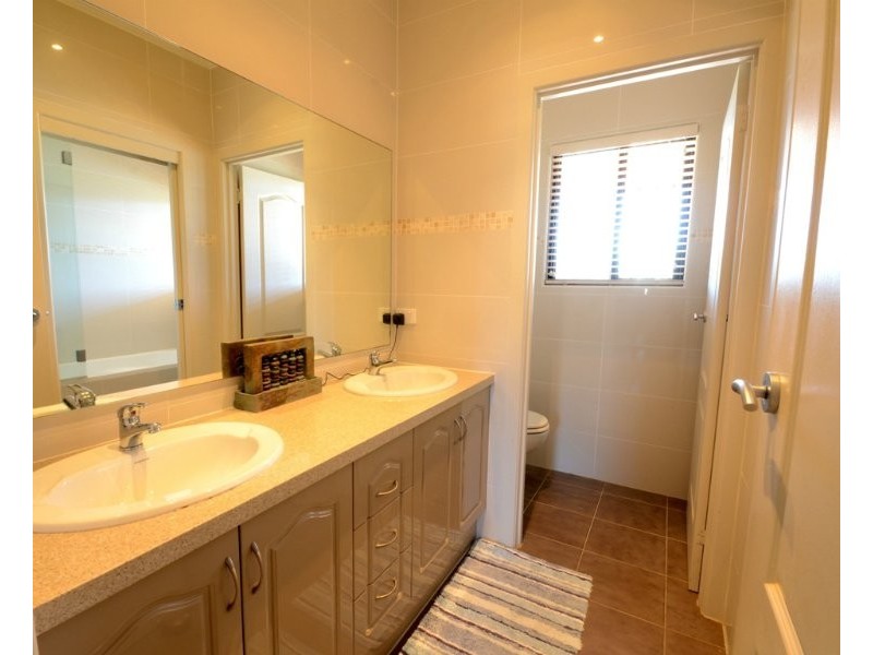 North Maclean QLD 4280