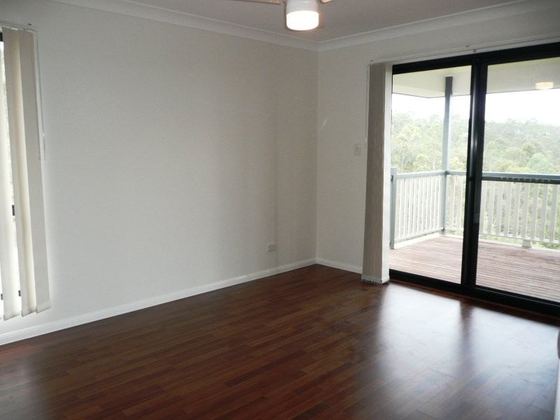 211 Boomerang Drive, Kooralbyn QLD 4285