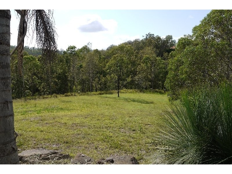 32 Barker Place, Kooralbyn QLD 4285