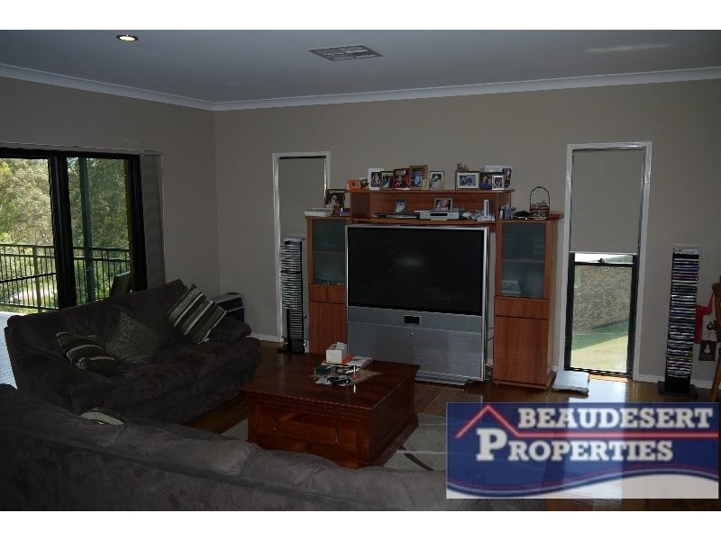 17 Braeview Place, Beaudesert QLD 4285