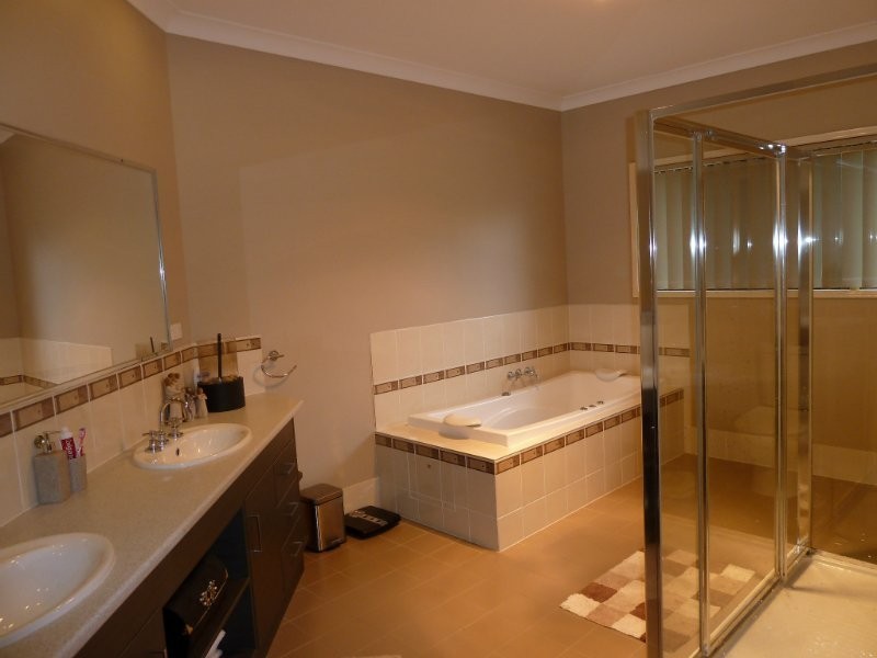 17 Braeview Place, Beaudesert QLD 4285