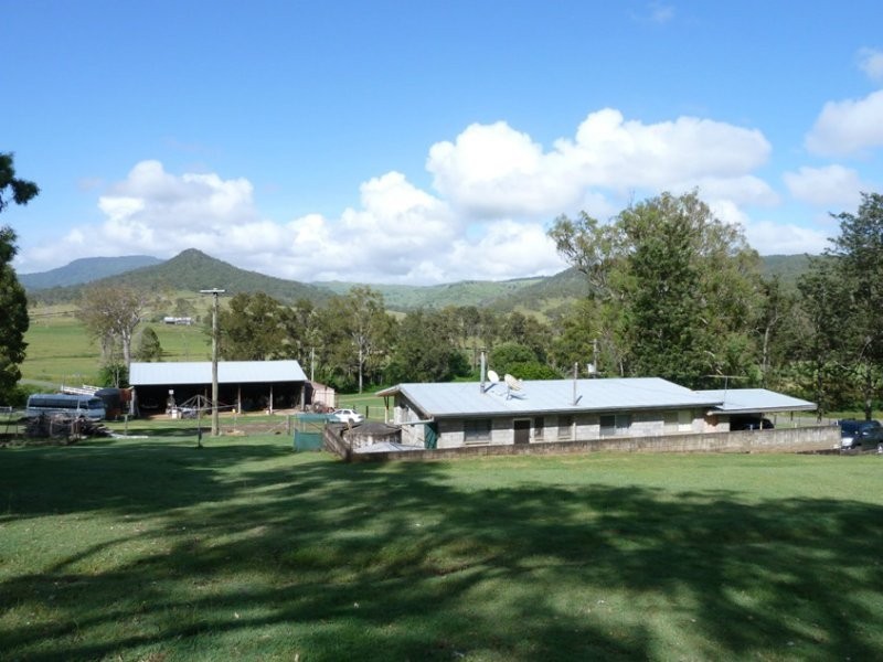 Lamington QLD 4285
