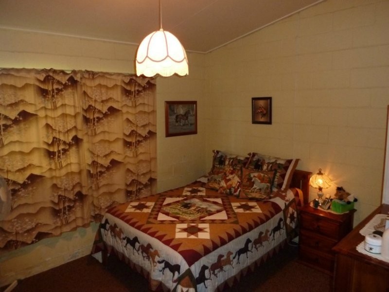 Lamington QLD 4285