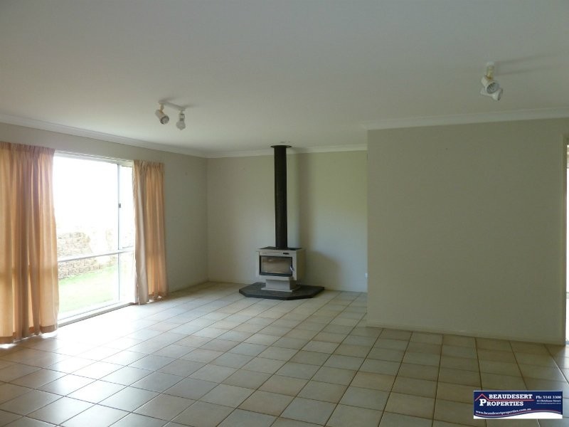 135 Brooklands Drive, Beaudesert QLD 4285