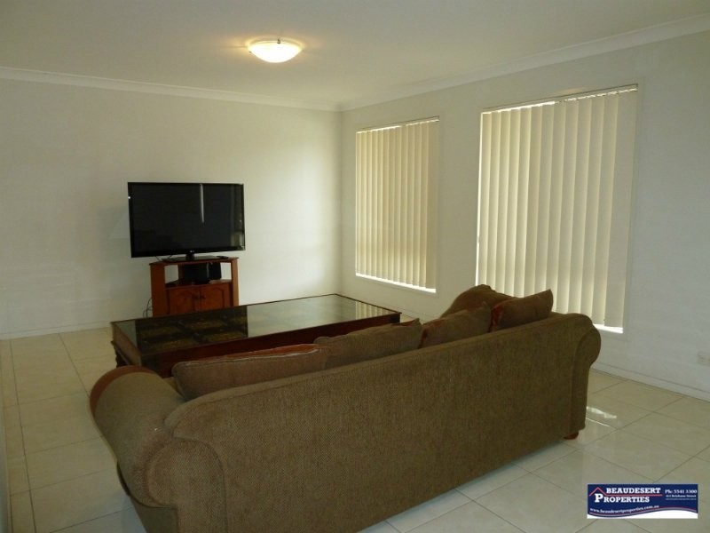 11 Blackbutt Rd, Cedar Vale QLD 4285