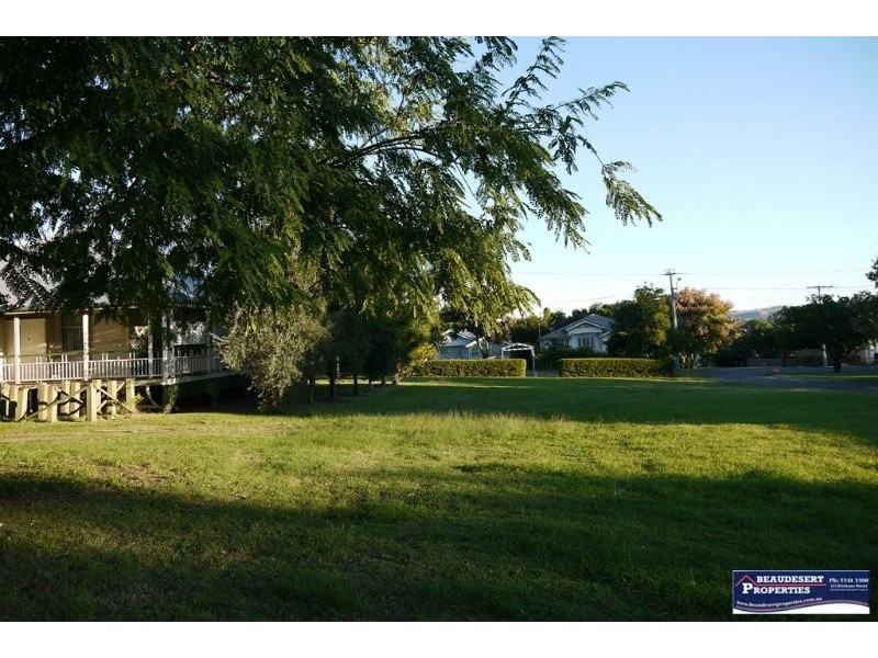 16 Eaglesfield Street, Beaudesert QLD 4285