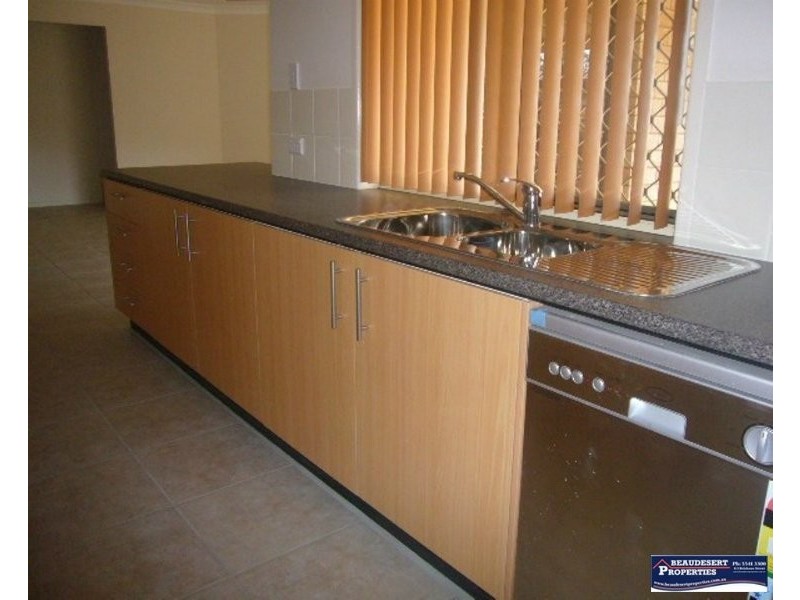 Gleneagle QLD 4285