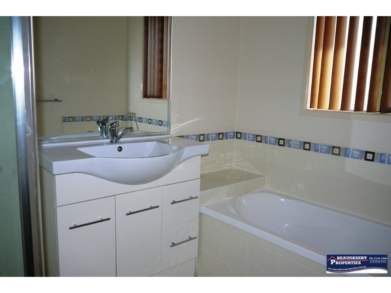 Gleneagle QLD 4285