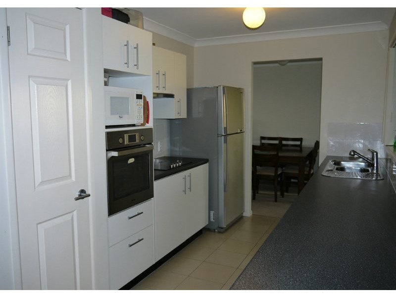 Gleneagle QLD 4285