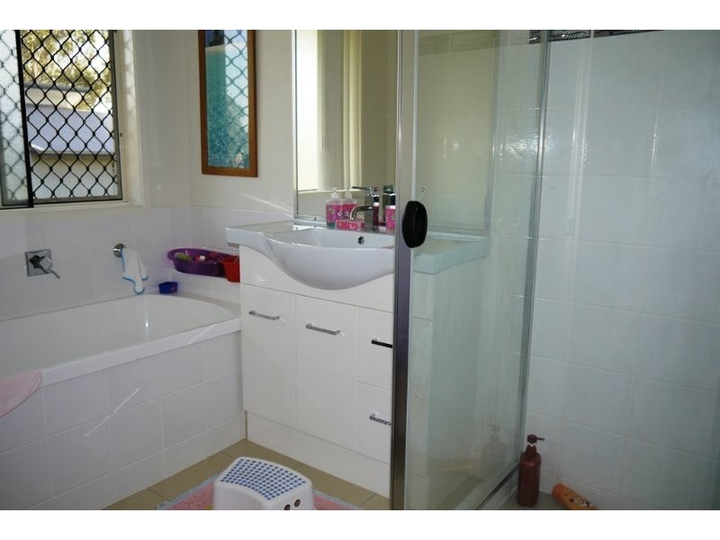 Gleneagle QLD 4285