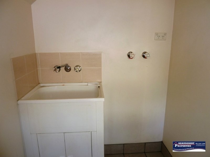 2/ 1a- 1b Brisbane Street, Beaudesert QLD 4285