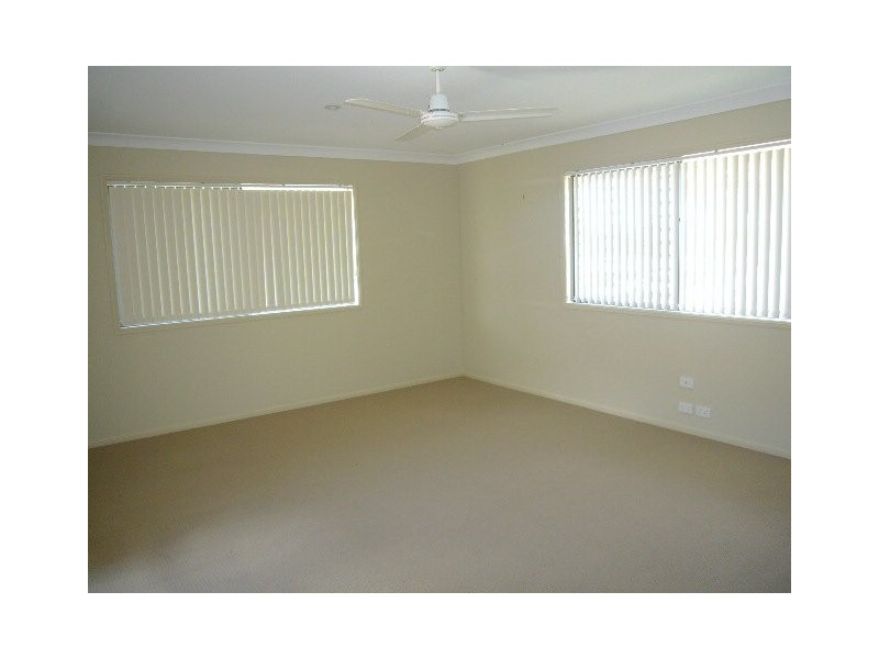 Gleneagle QLD 4285